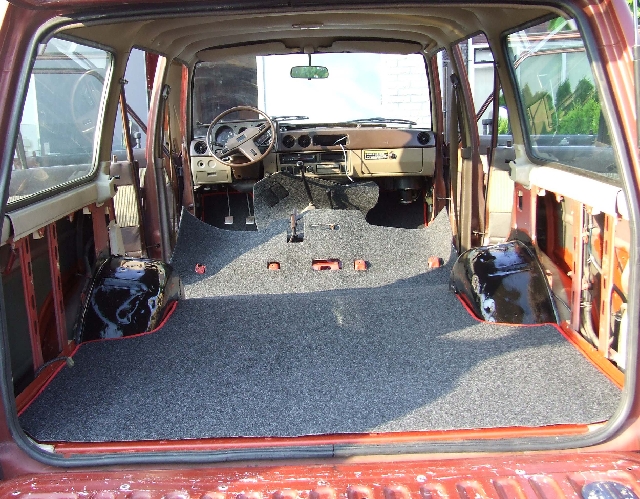 2009_0719_Juli_thuis0021.JPG - Carpet from the Rear