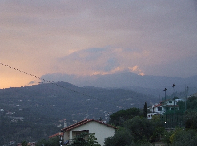 2007_1005_Italie0200.JPG - Imperia Last Evening