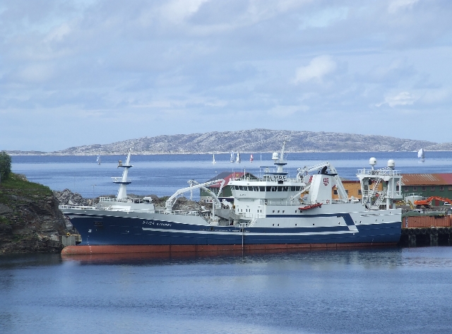 Fishingboat.JPG