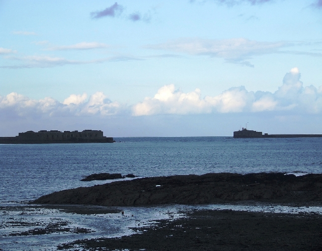 2008_0323_Calvados0054.JPG - Port of Cherbourg