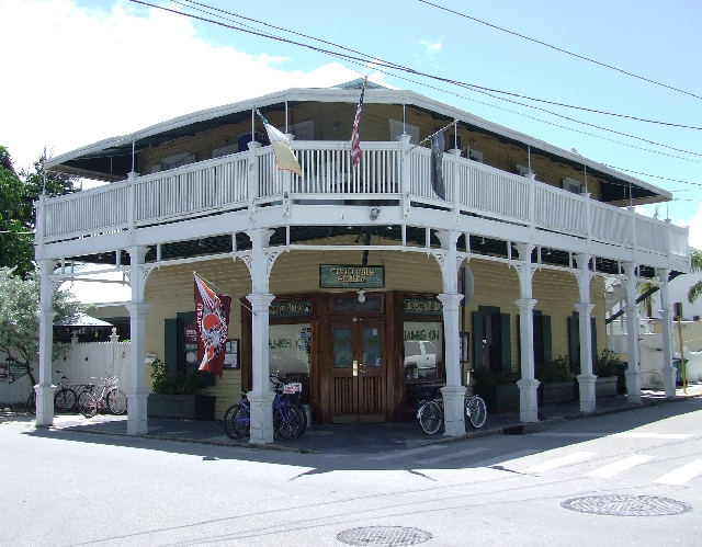 2008_09210009.JPG - Key West Typical House