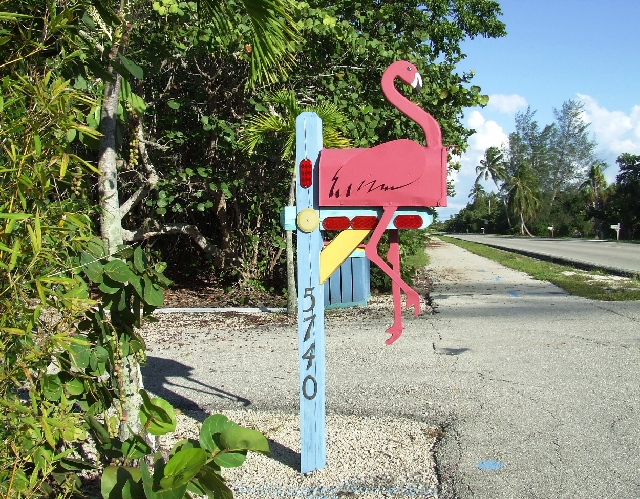 2008_09230062.JPG - Another Funny US-Mailbox