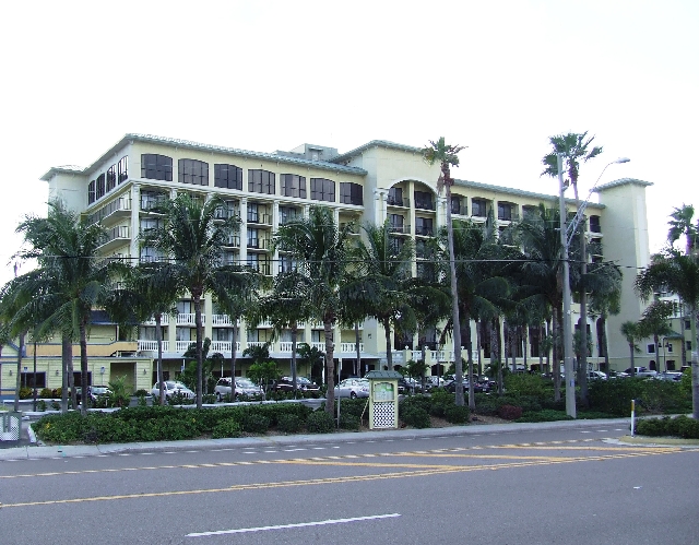 2008_09240089.JPG - St Pete Beach, Sirata Beach resort