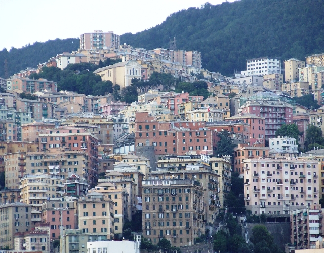 2008_06170009.JPG - Genova Cityview From the Harbour