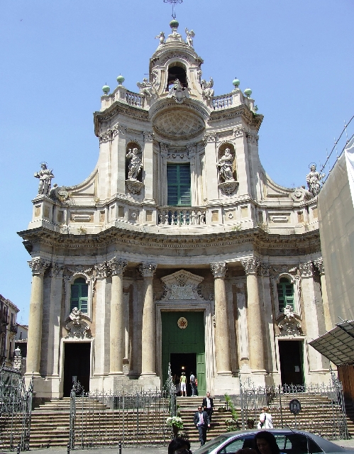 2008_06200228.JPG - One of the Catania Churches