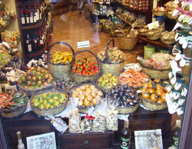 2008_06200279.JPG - This is All Made of Sweet