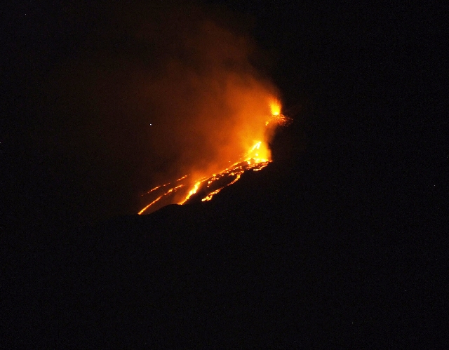 2008_06210266.JPG - Etna View the Second Night