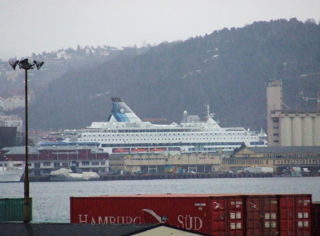 2008_0221_Zweden0077.JPG - And also DFDS!