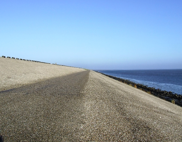 2008_1109_Texel0015.JPG - Endless Huge Dykes