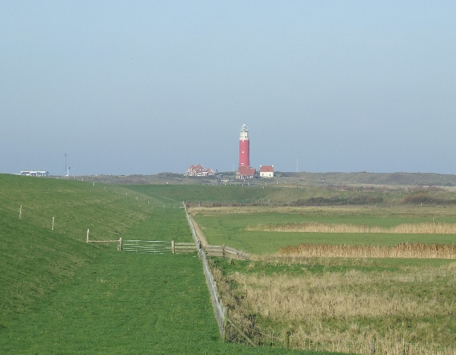 2008_1109_Texel0024.JPG - The Lighthouse Again