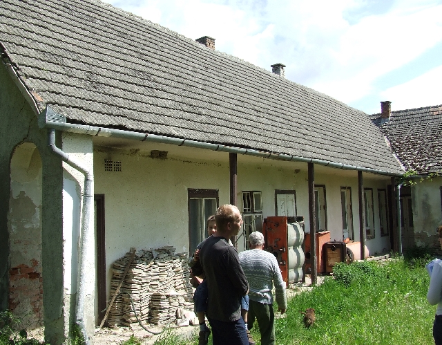 2008_0503_thuis0085.JPG - The Old School