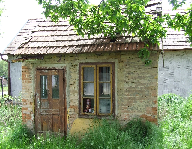 2008_0503_thuis0103.JPG - The Summer kitchen