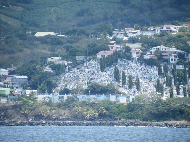 DSCF7945.JPG - Graveyard