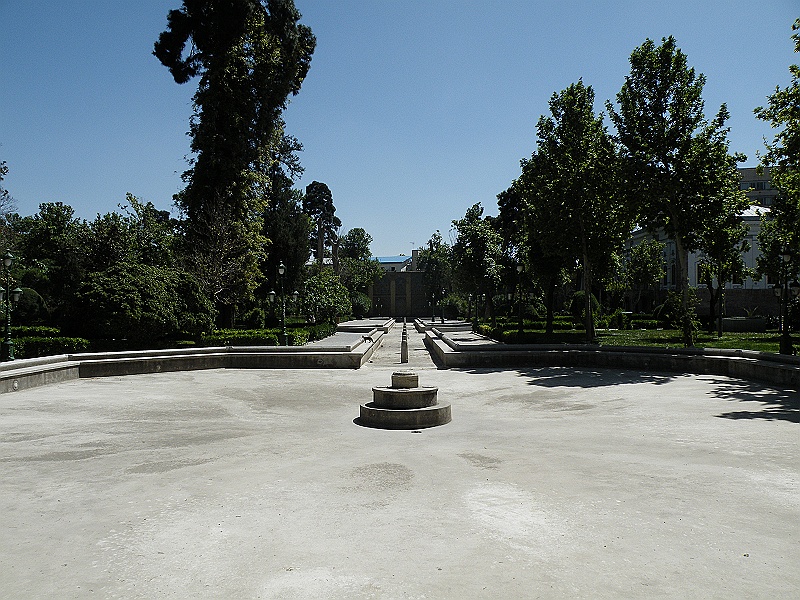 DSCF8218.JPG - Garden of Golestan Palace Complex