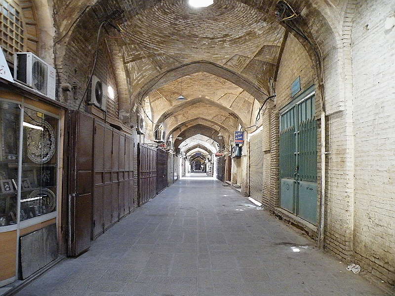 DSCF8646.JPG - Bazar at Fridaymorning