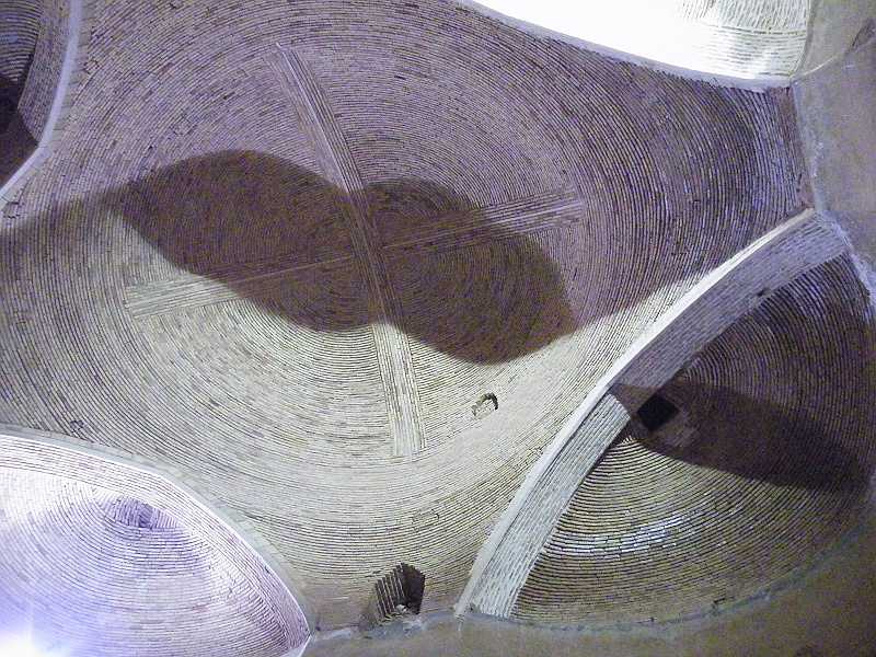 DSCF8717.JPG - Ceiling of water supply room